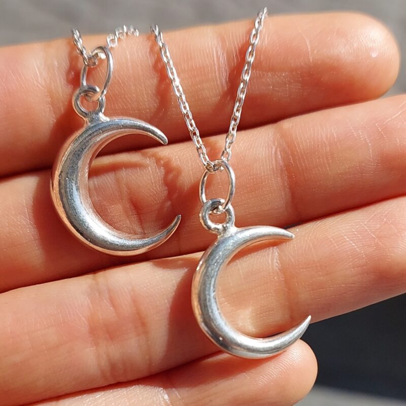 گردنبند ماه نقره