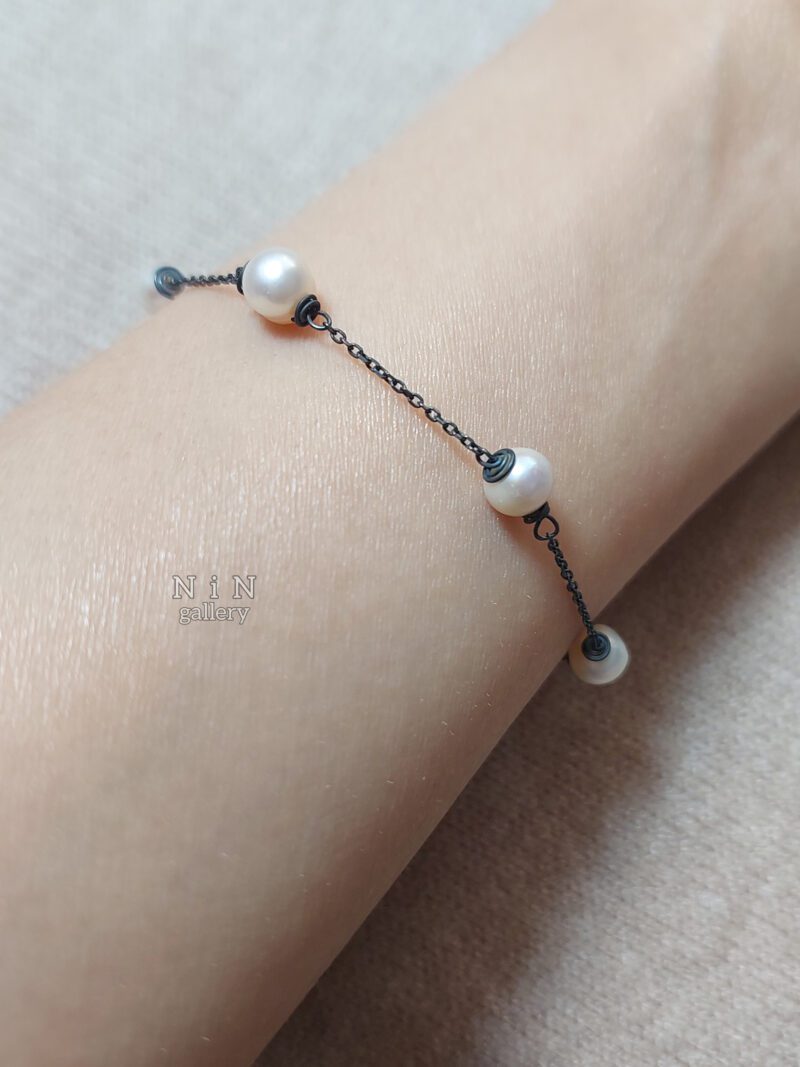 دستبند مروارید پرورشی نقره (سیاه قلم) - Image 4