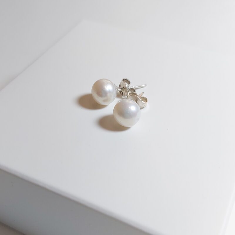 گوشواره مروارید پرورشی نقره گوشواره مروارید پرورشی نقره - Image 1